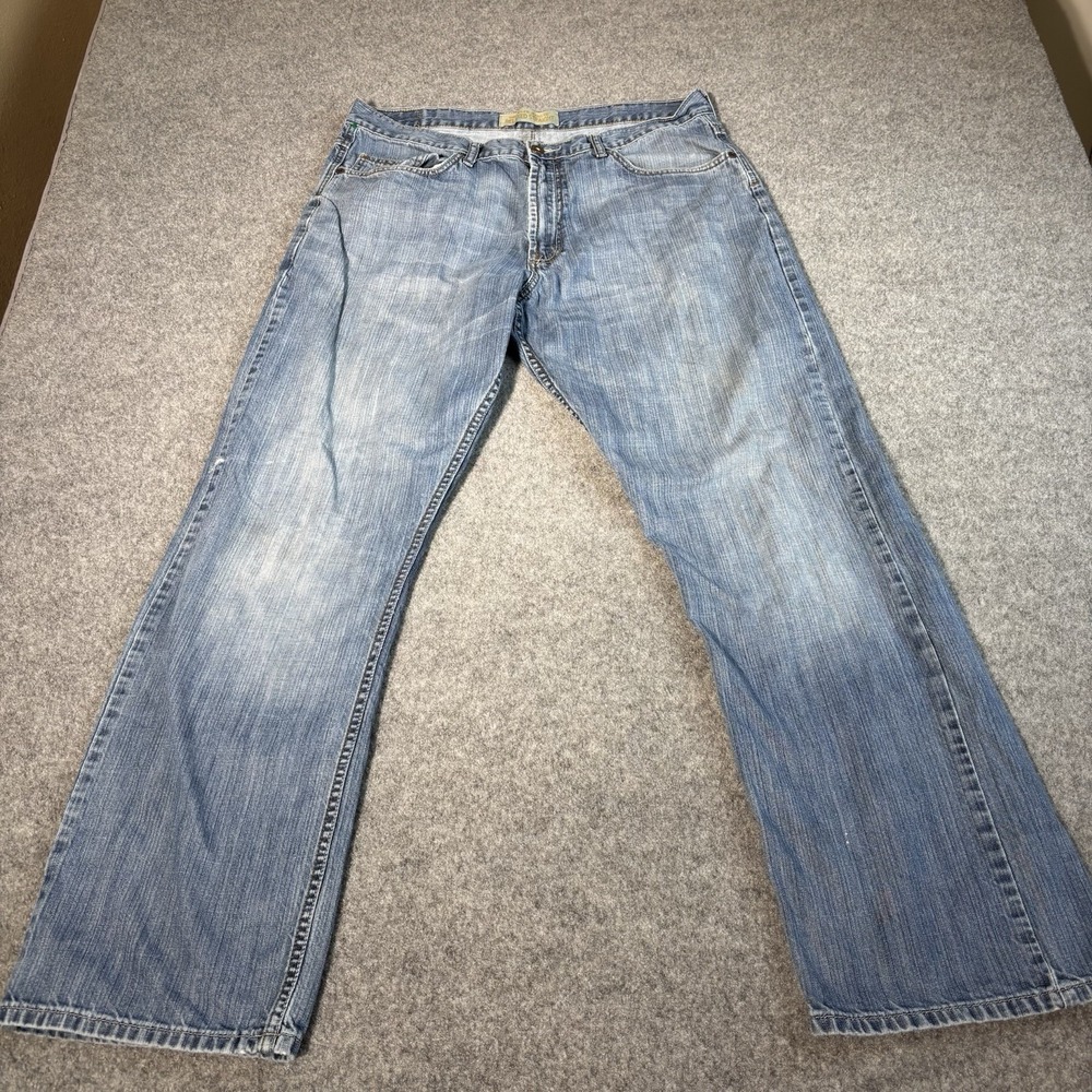 Wrangler Relaxed Straight Jeans Mens 36x34 (Fits 36X32) Blue Denim Classic Work‎